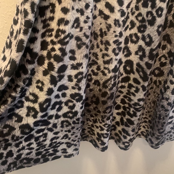 I•N•C Studio Skirt Black Gray Animal Print Pull On Women’s Sz Small NWT - Picture 3 of 8